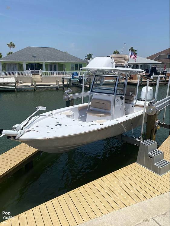yachts-95875-367760_0.jpg
