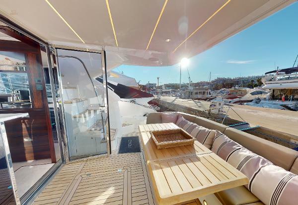 Sunseeker Manhattan 55 - Aft Cockpit