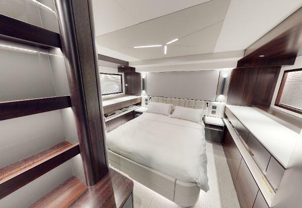 Sunseeker Manhattan 55 - Master Cabin