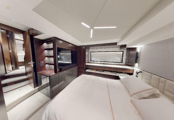 Sunseeker Manhattan 55 - Master Cabin