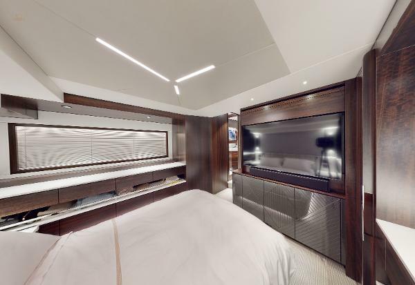 Sunseeker Manhattan 55 - Master Cabin