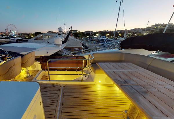 Sunseeker Manhattan 55 - Flybridge