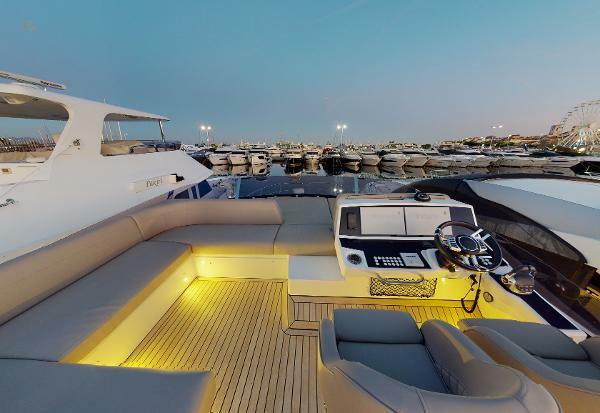 Sunseeker Manhattan 55 - Flybridge