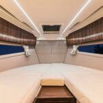 yachts-96092-368555_2.jpg