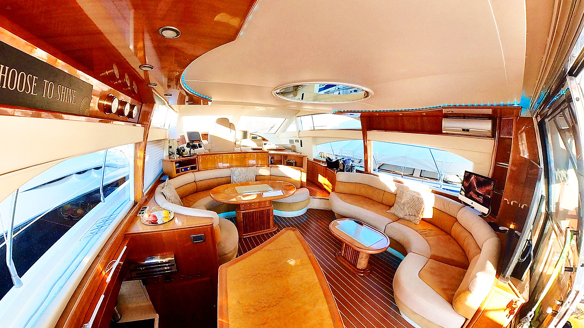 yachts-96263-369190_21.jpg