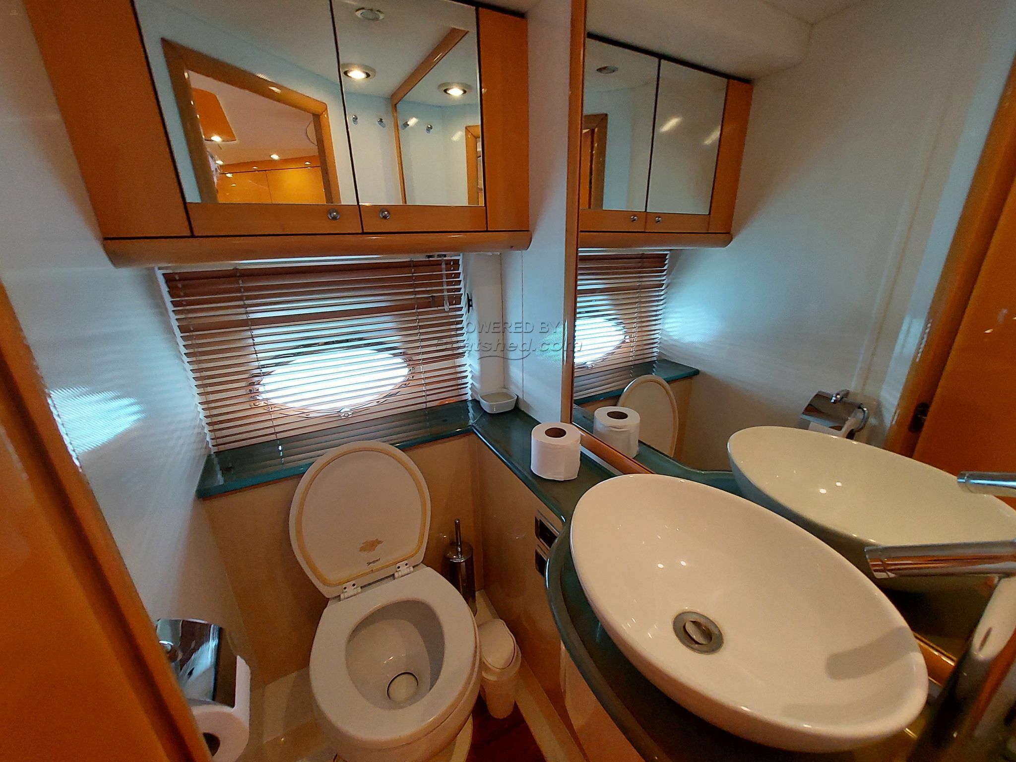 Sunseeker Predator 68 - Heads