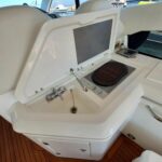 Sunseeker Predator 68 - Cockpit