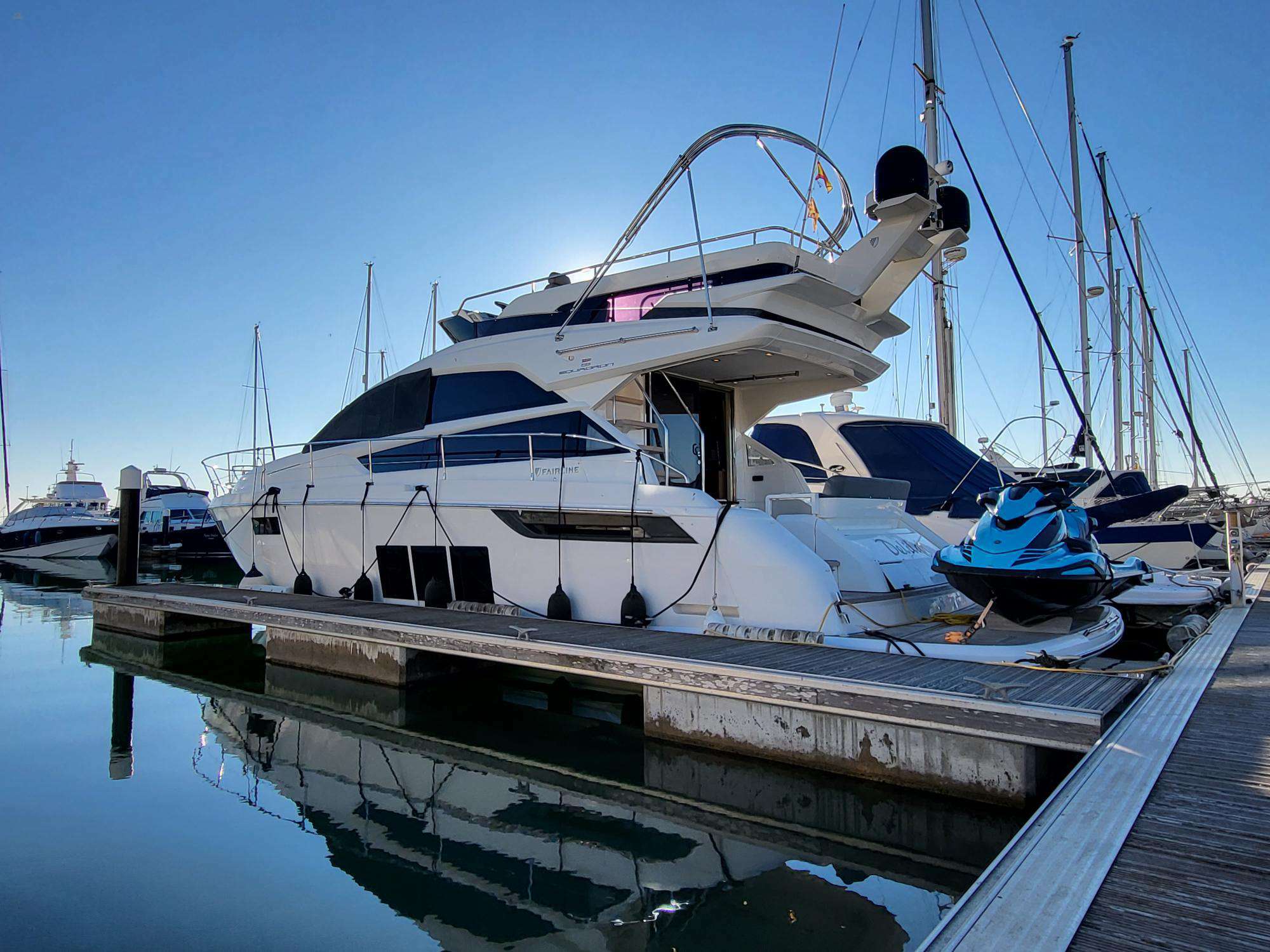 yachts-96287-369303_1.jpg
