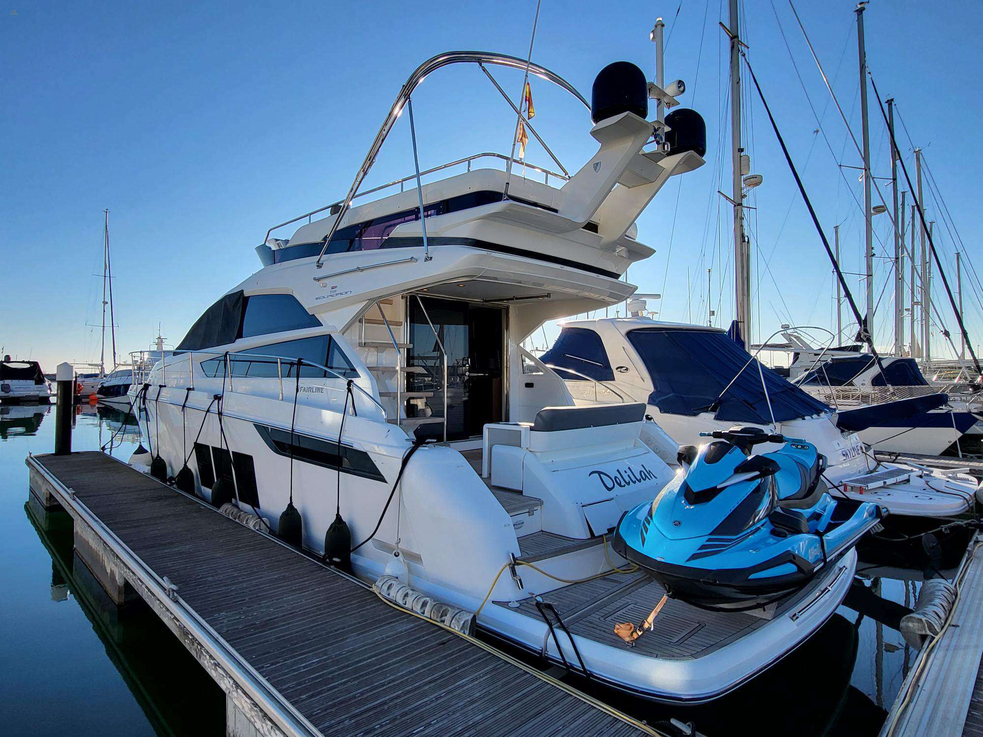 yachts-96287-369303_2.jpg