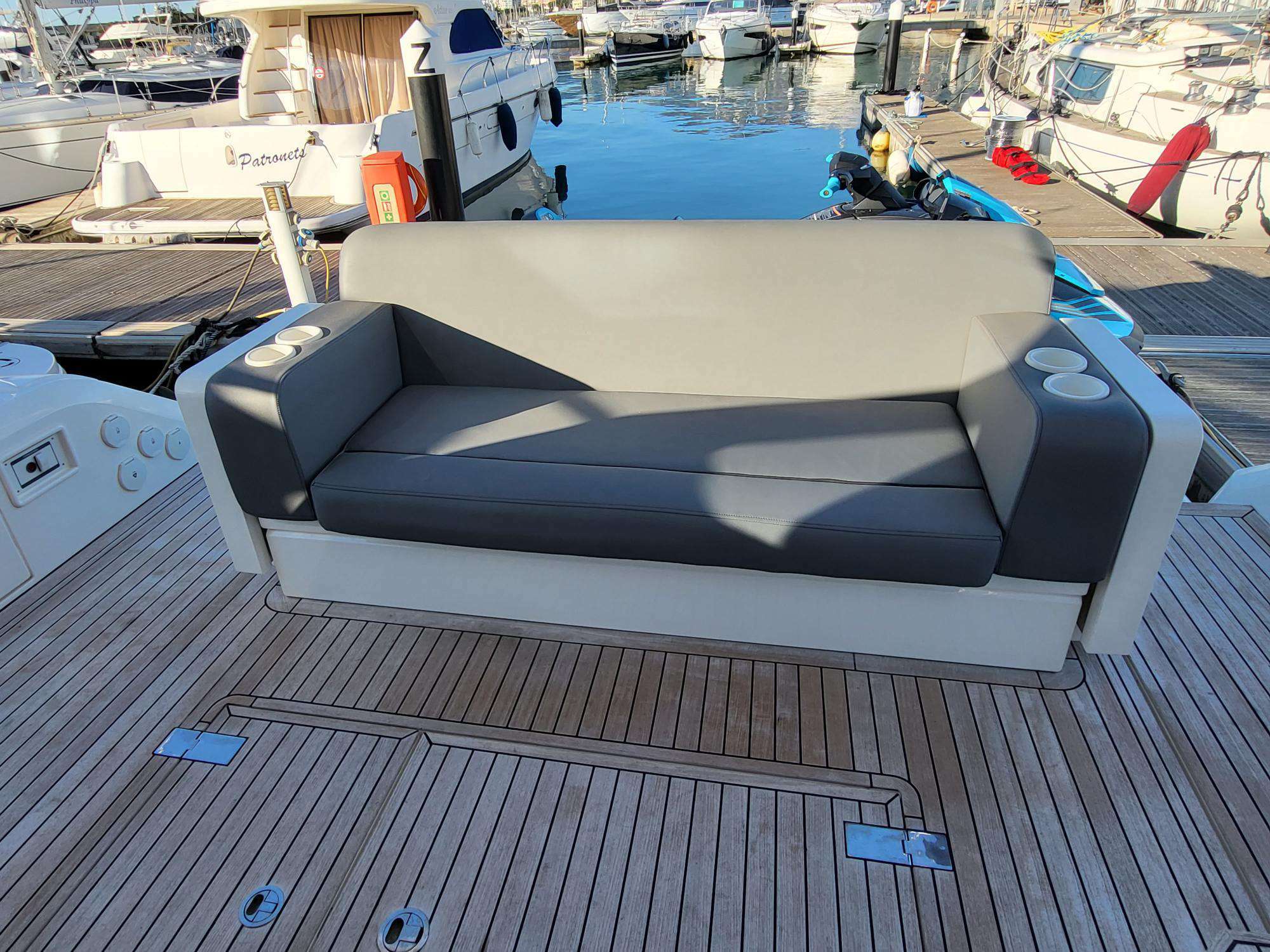 yachts-96287-369303_8.jpg