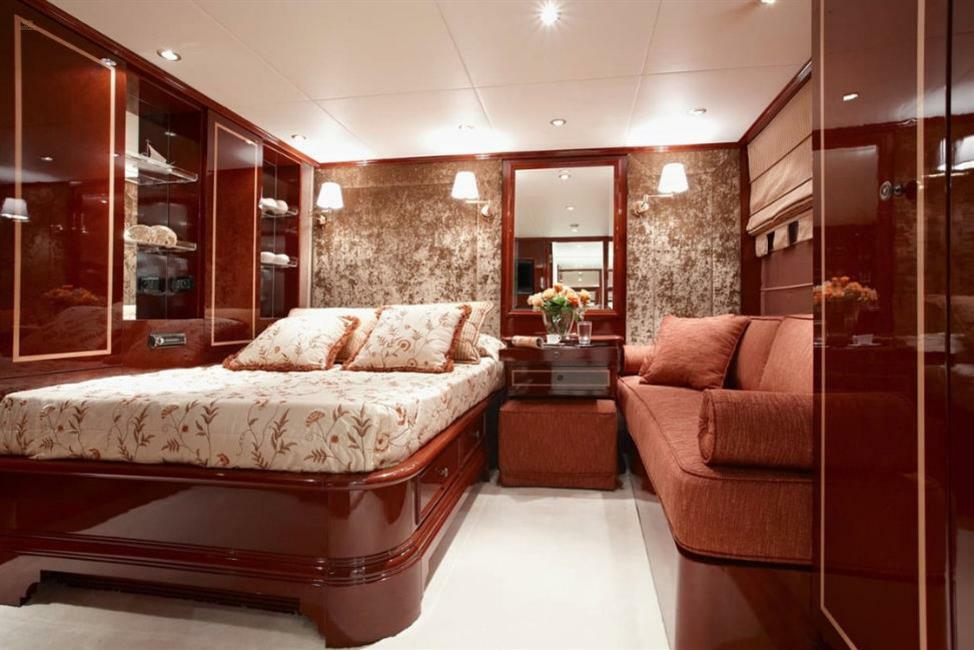 yachts-96409-369789_7.jpg