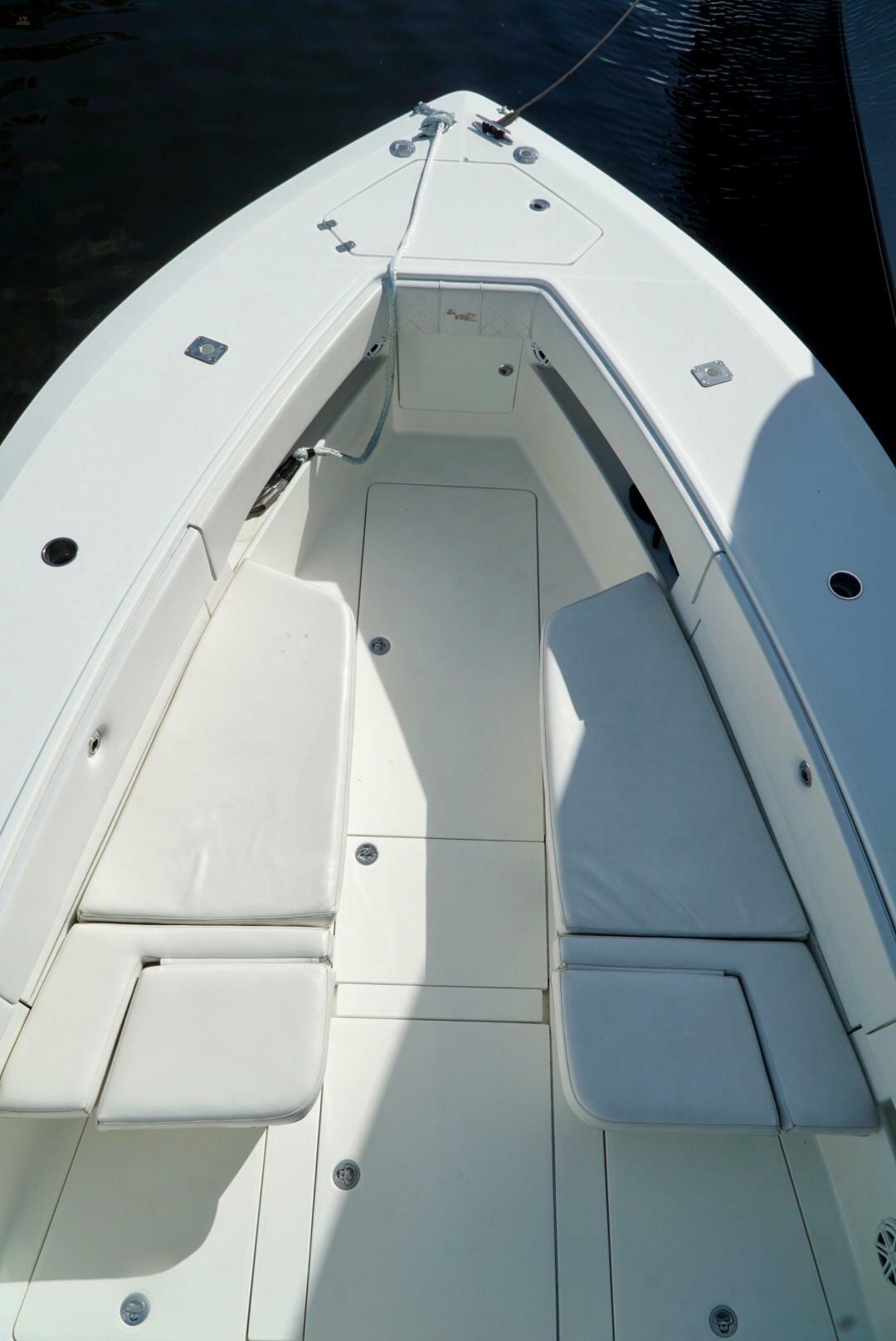 yachts-98526-379099_10.jpg