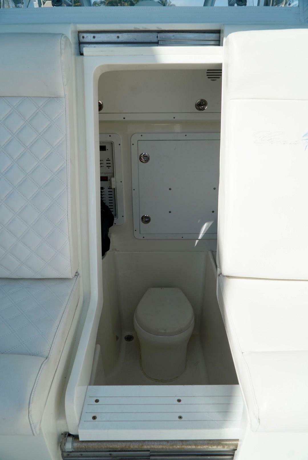 yachts-98526-379099_17.jpg