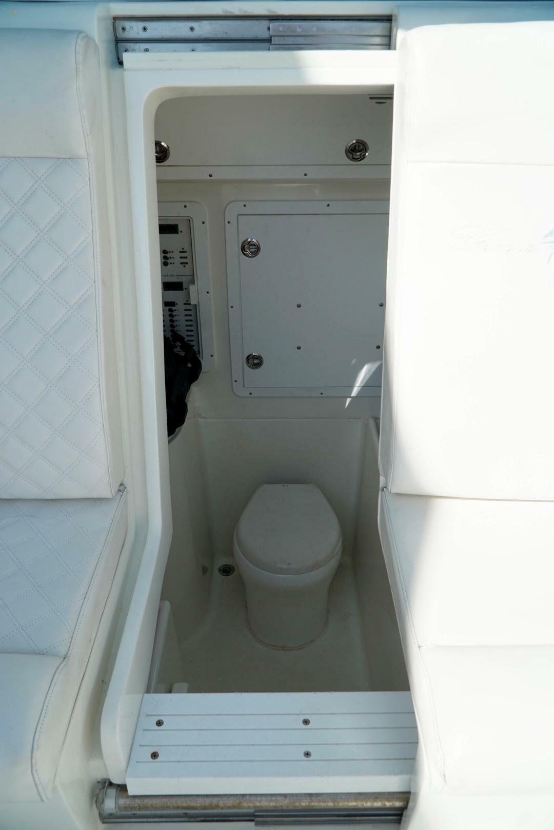 yachts-98526-379099_21.jpg