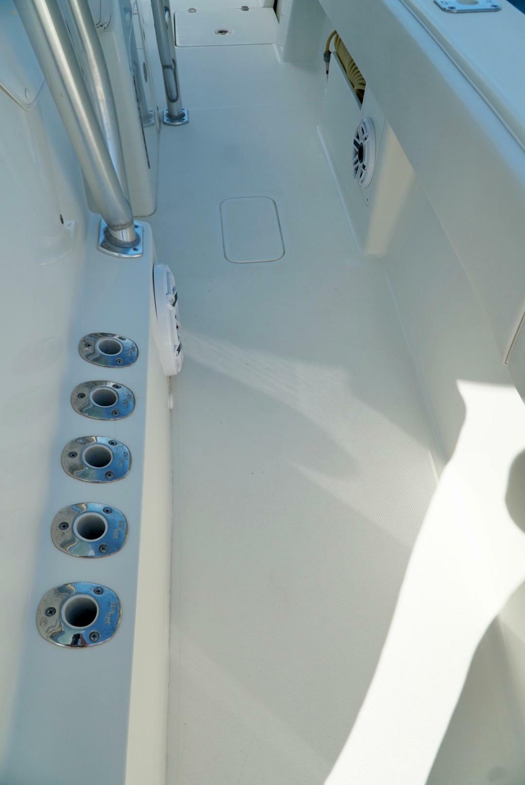 yachts-98526-379099_26.jpg