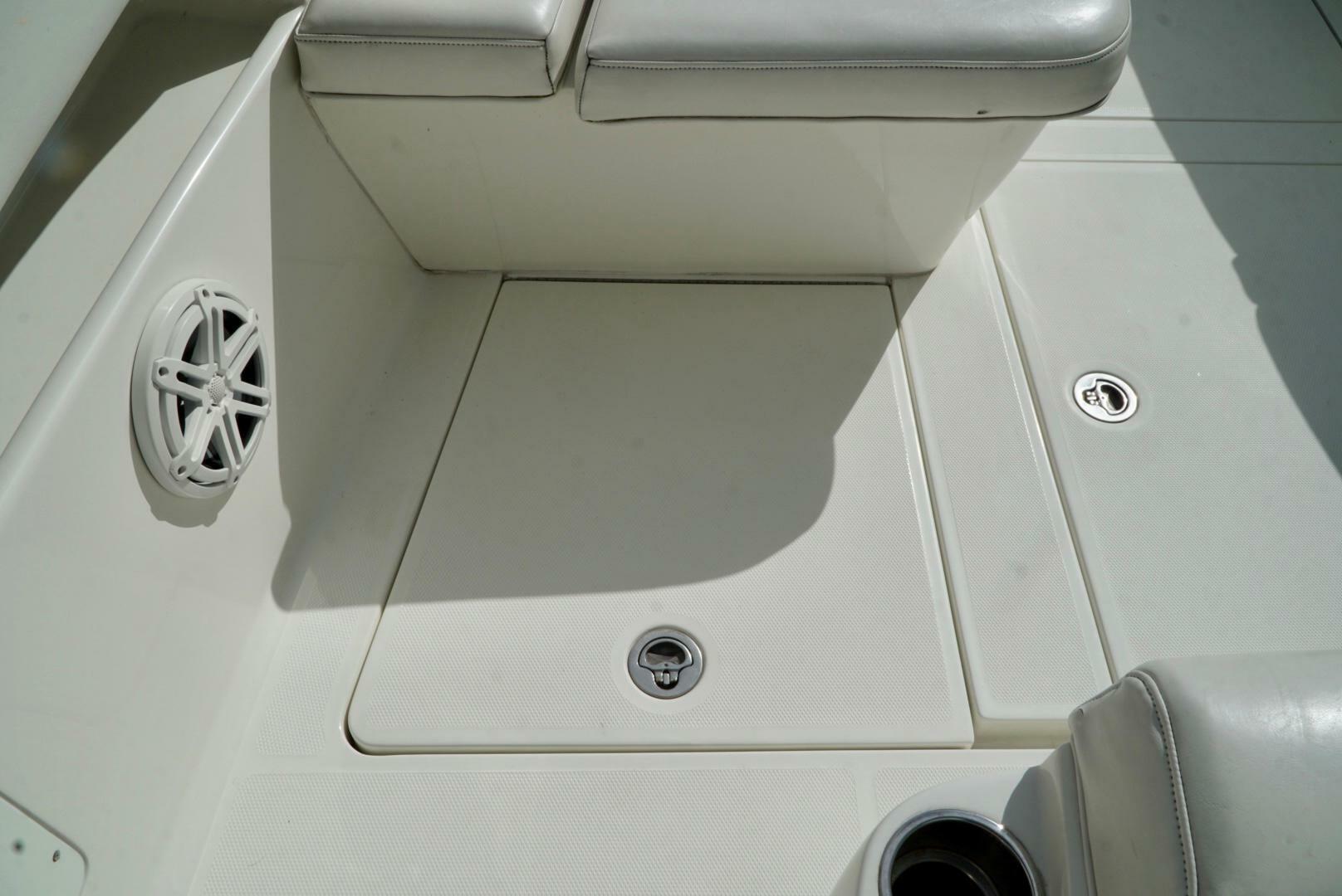 yachts-98526-379099_30.jpg