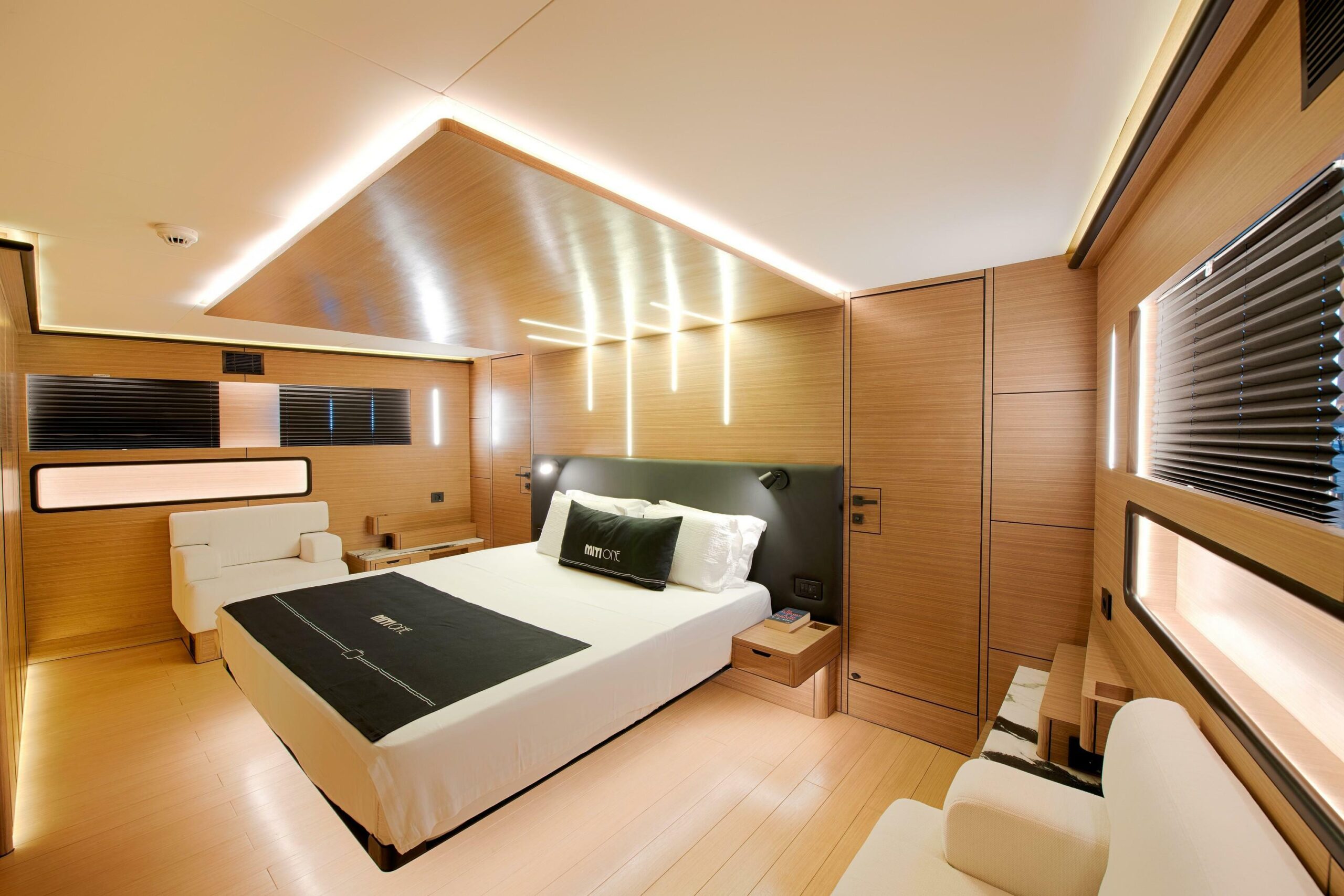 yachts-98545-379118_29.jpg