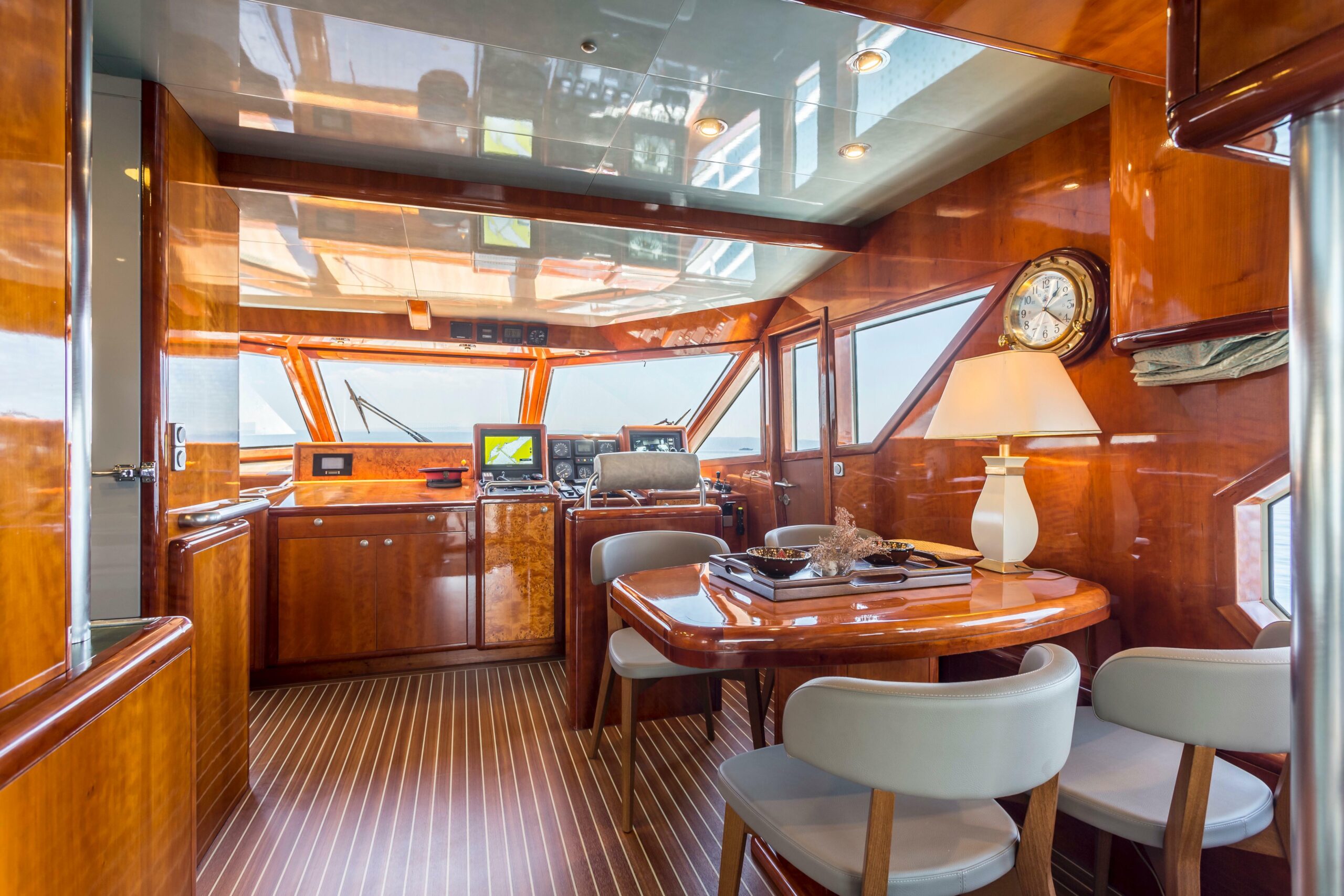 yachts-98553-379126_20.jpg