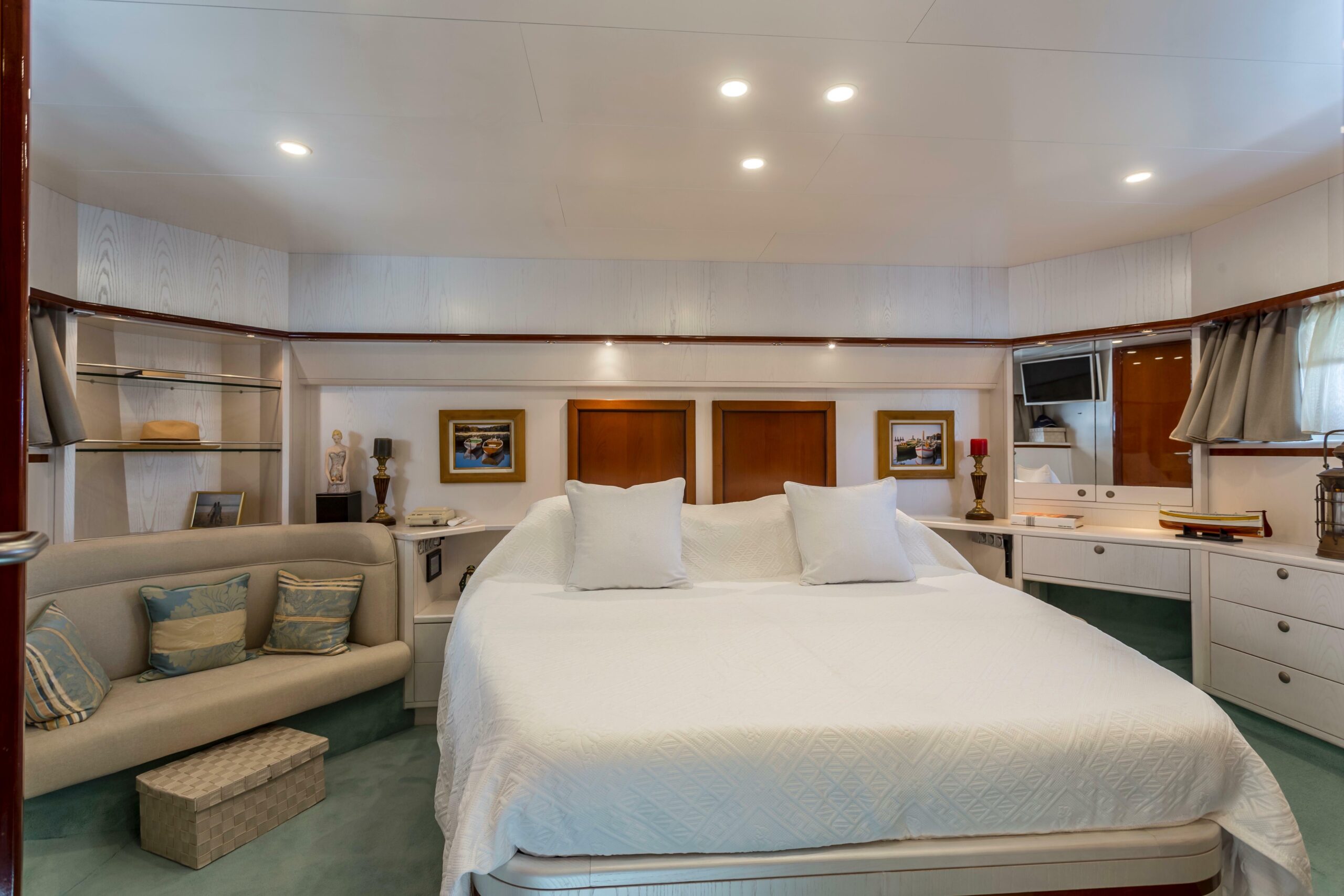 yachts-98553-379126_24.jpg