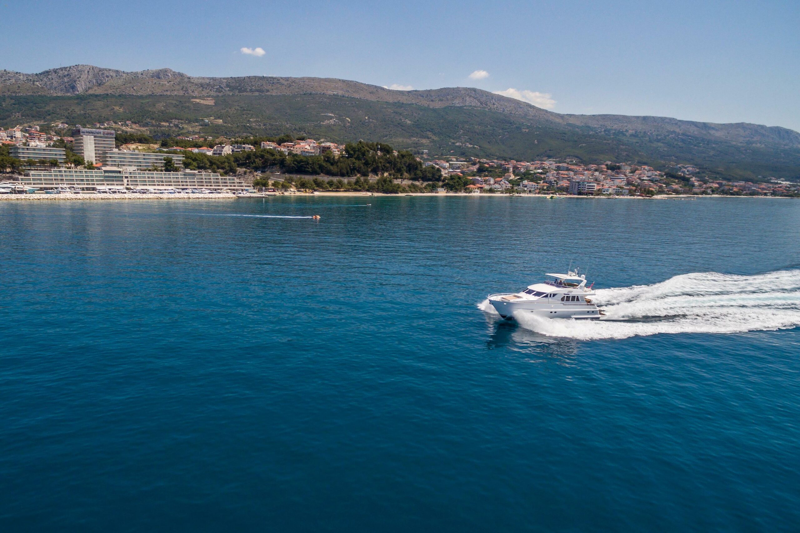 yachts-98553-379126_7.jpg