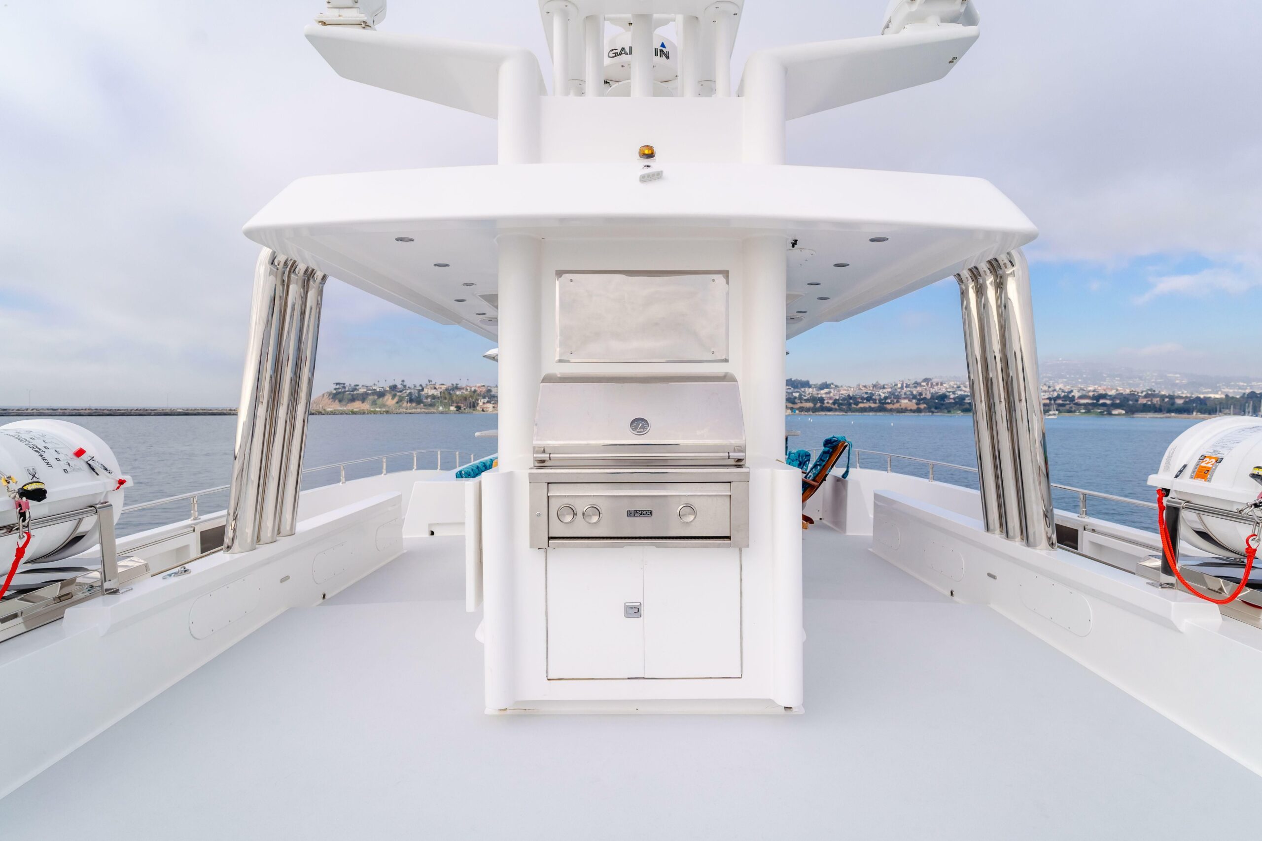 yachts-98563-379141_16.jpg