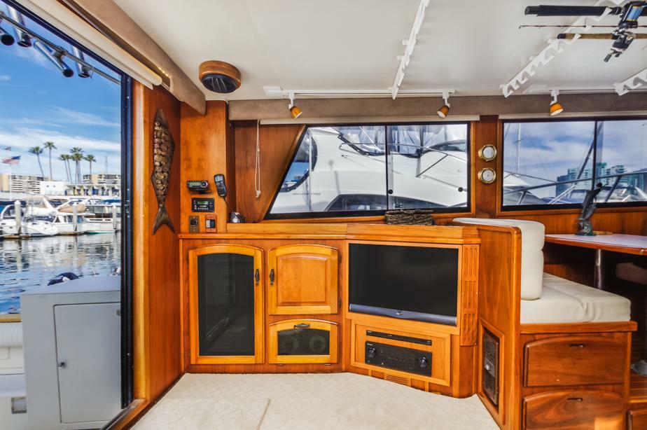 yachts-98578-379157_31.jpg