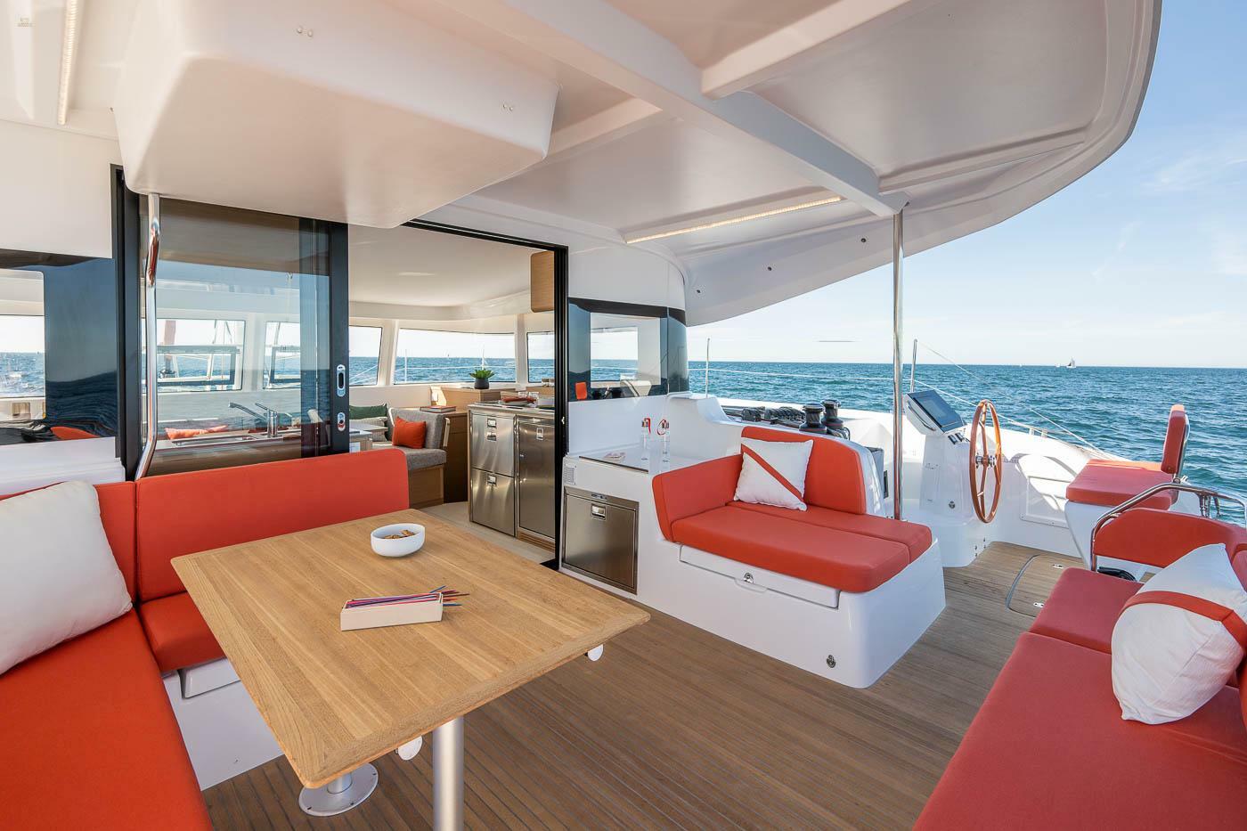 yachts-98628-379223_3.jpg