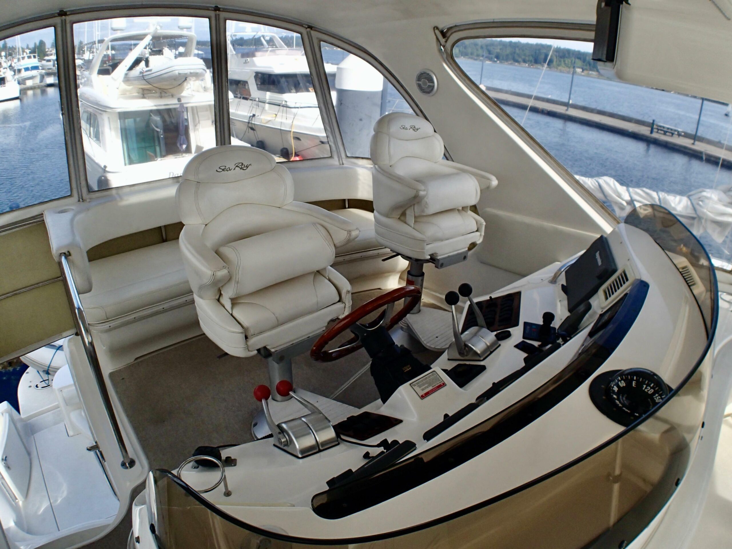 yachts-98678-379278_4.jpg