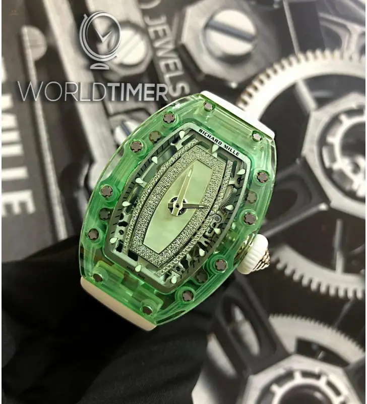 watches-240101-RM0702Green-2-1-728x800.webp