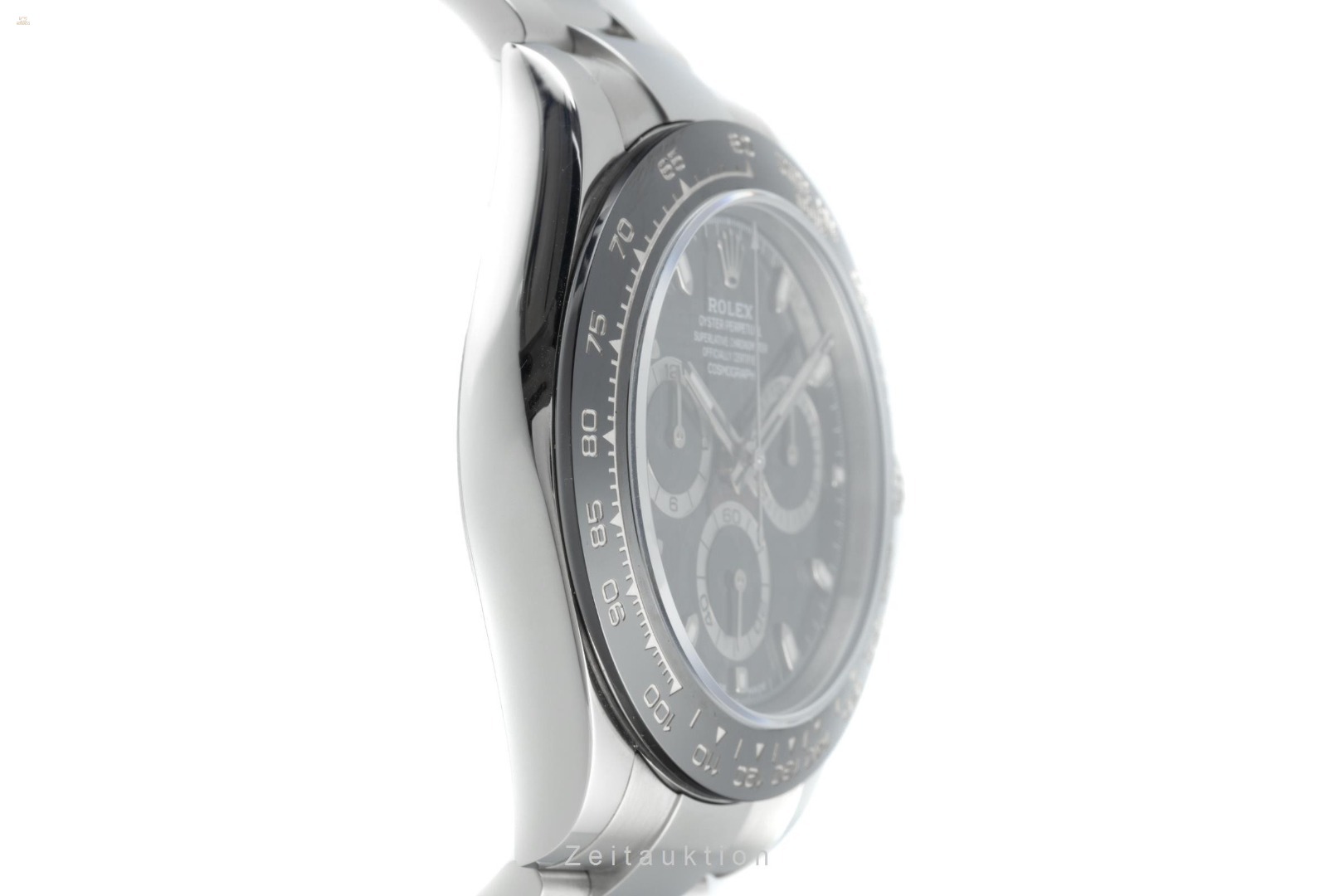 watches-306898-2203523_sw6_left_2k.jpg