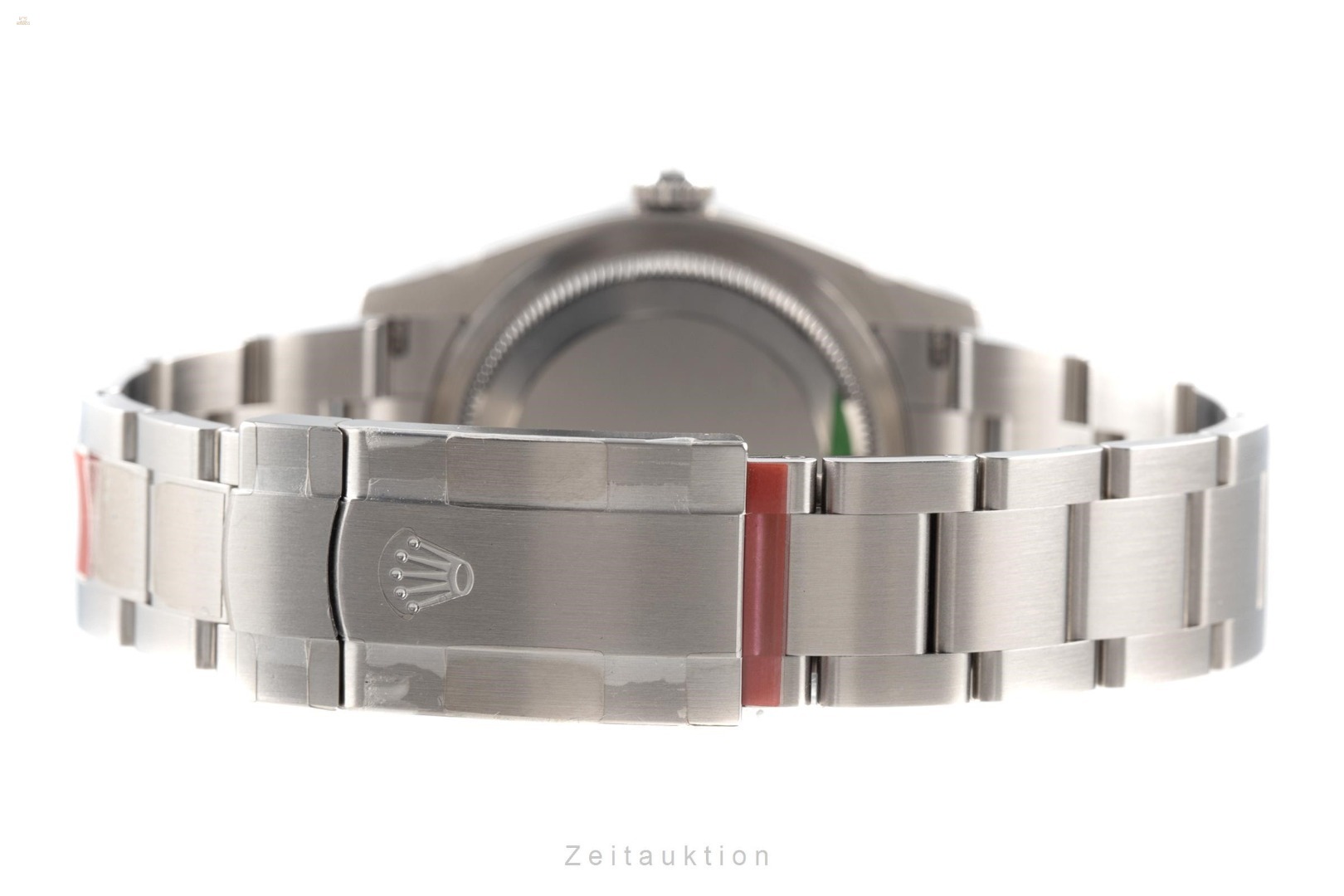 watches-306919-2203955_sw6_strap_2k.jpg