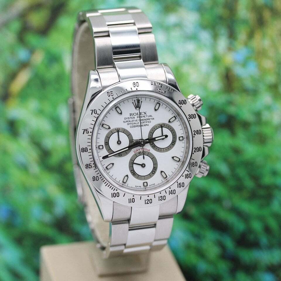 watches-307060-25868754-uokrqvrgukyfonj9097r1u23-ExtraLarge.jpg