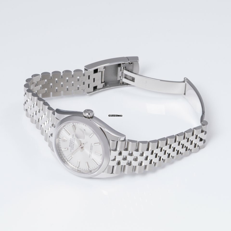 watches-307105-25812245-gzttp7qf5l4h51iusxxm2g2z-ExtraLarge.jpg