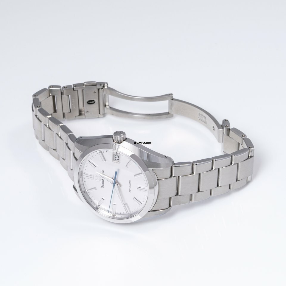 watches-307535-25924145-3dsbs3qp43u5e6hbopb3345r-ExtraLarge.jpg