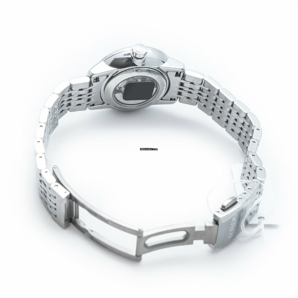 watches-310879-26355643-w49xa0c350edc6nyg435md4q-ExtraLarge.jpg