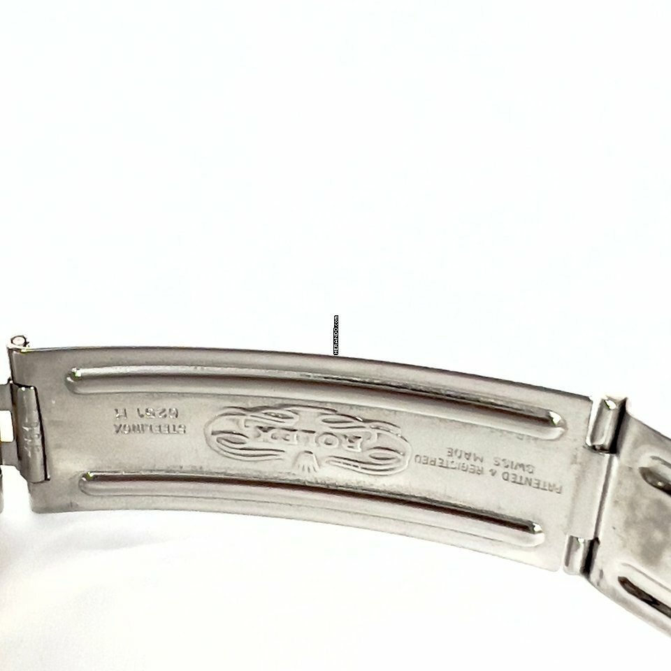 watches-312237-26564926-32s46vqhgn47e40yhzelc9vv-ExtraLarge.jpg