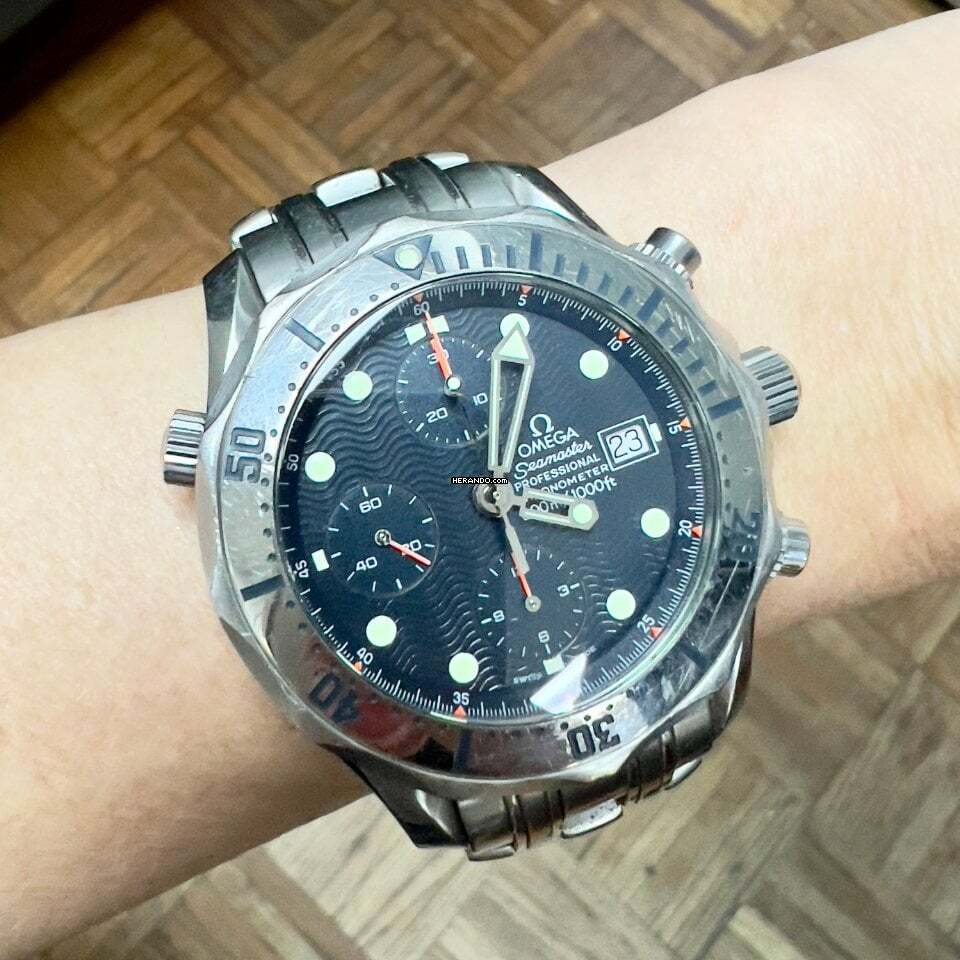 watches-312238-26563995-elsspuzrnd3nnpnrshd7036k-ExtraLarge.jpg