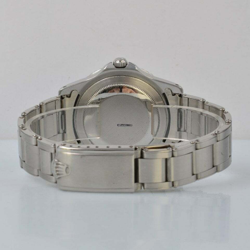 watches-313855-26787037-y7m2od0kcq2i3iukry2kf9ob-ExtraLarge.jpg