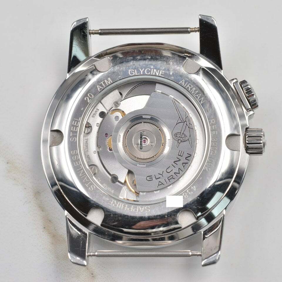 watches-316464-27155474-2mw4rqrbp880j8wgcb120x04-ExtraLarge.jpg