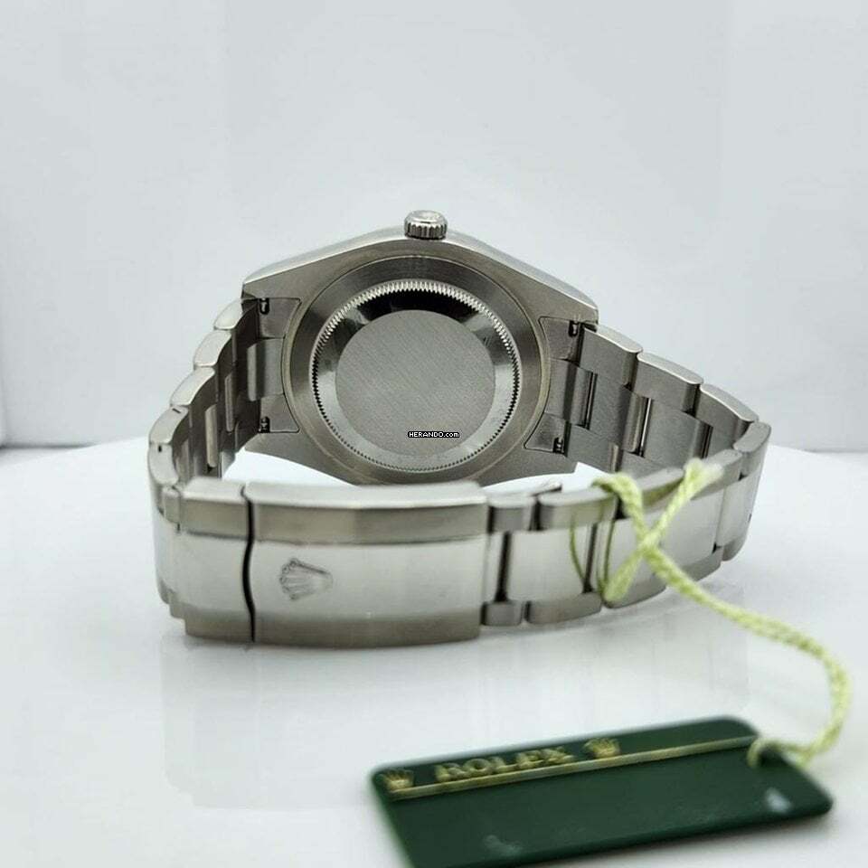 watches-316640-27151509-l7y1abm2p9go4bkbjec547kf-ExtraLarge.jpg