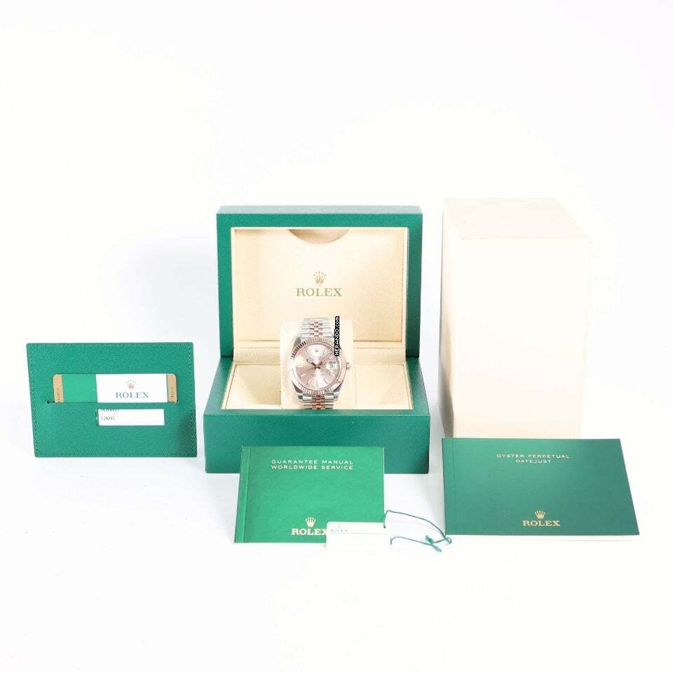 watches-317507-27308869-4oohrbb0f2bacuszux1wzxn5-ExtraLarge.jpg