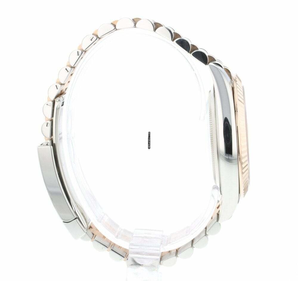 watches-317507-27308869-eihuznwvv8h1hr6nil4ajmly-ExtraLarge.jpg