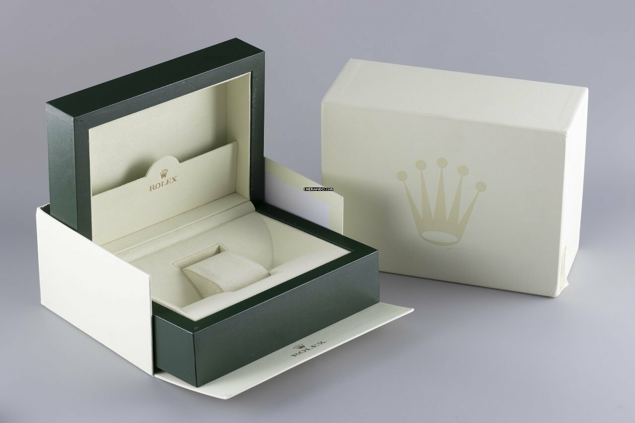 watches-319036-27289600-qlqylas8af00mtw947ddy40v-ExtraLarge.jpg