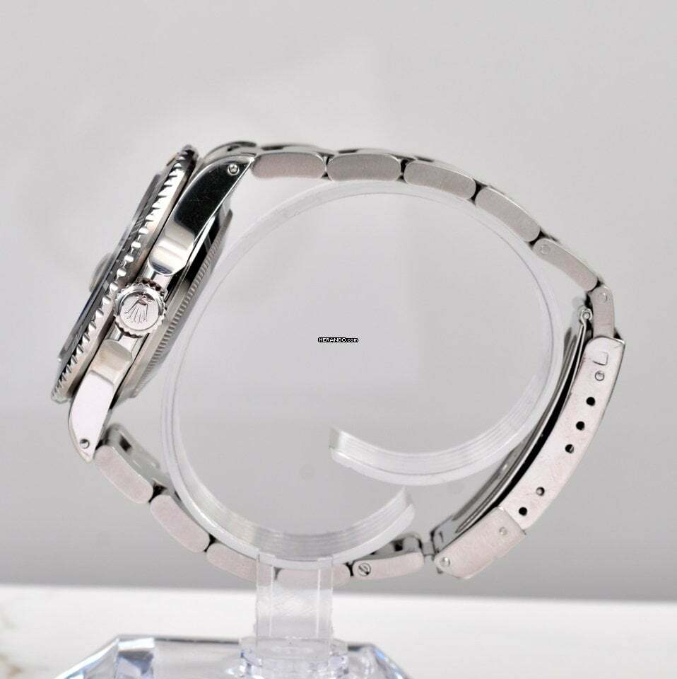 watches-319458-27369998-g4x4x8bwkg31i430sldkd8cx-ExtraLarge.jpg
