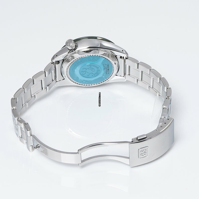 watches-319561-27372930-uwacpq8hlcqe5qve1ff2qmhe-ExtraLarge.jpg