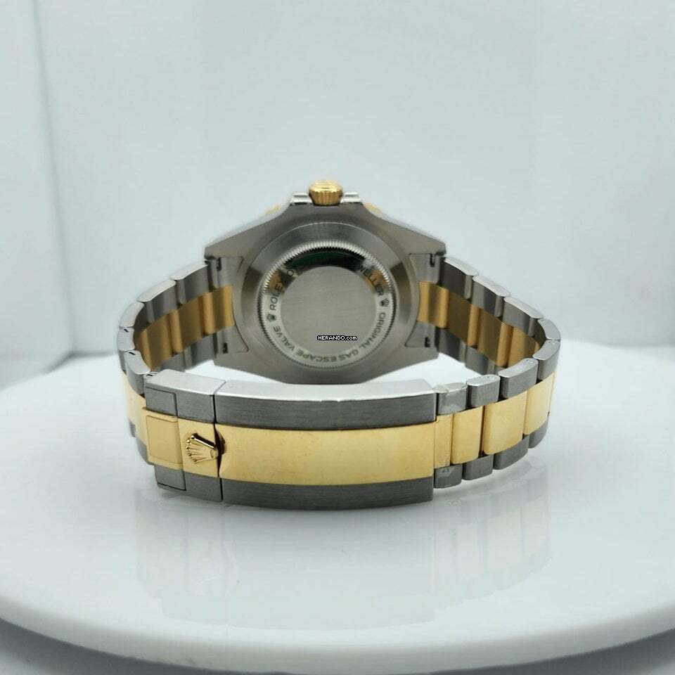 watches-319715-27450690-dbyr1qz6gs3wn94ti2i97l4b-ExtraLarge.jpg