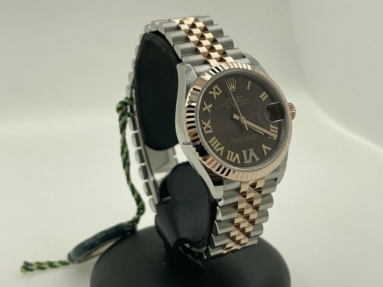 watches-319843-27479268-y0ri06yniz5kdlh9a8ics7in-ExtraLarge.jpg