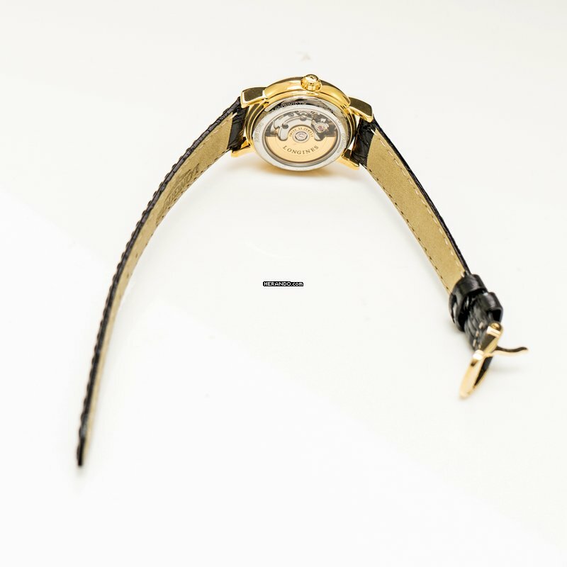 watches-321170-14383794-z5nu7645b9jd5pu0qonjzs5l-ExtraLarge.jpg