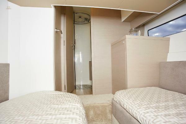 Guest cabin