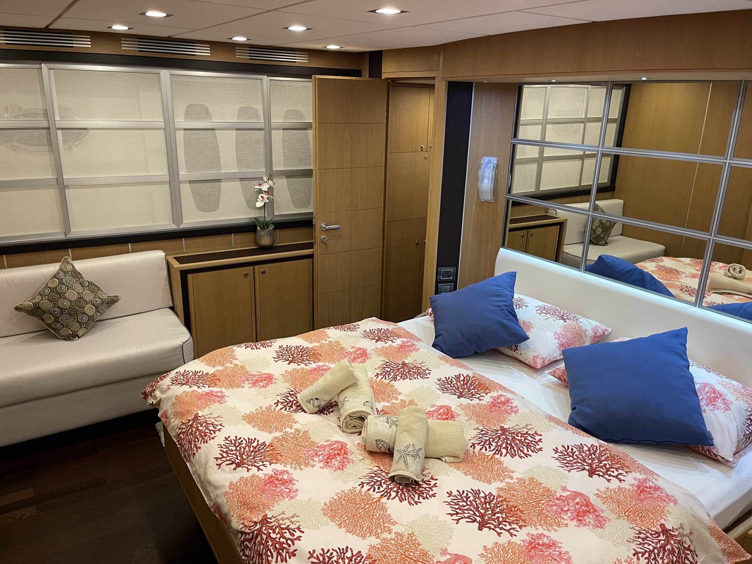 yachts-94916-363753_15.jpg